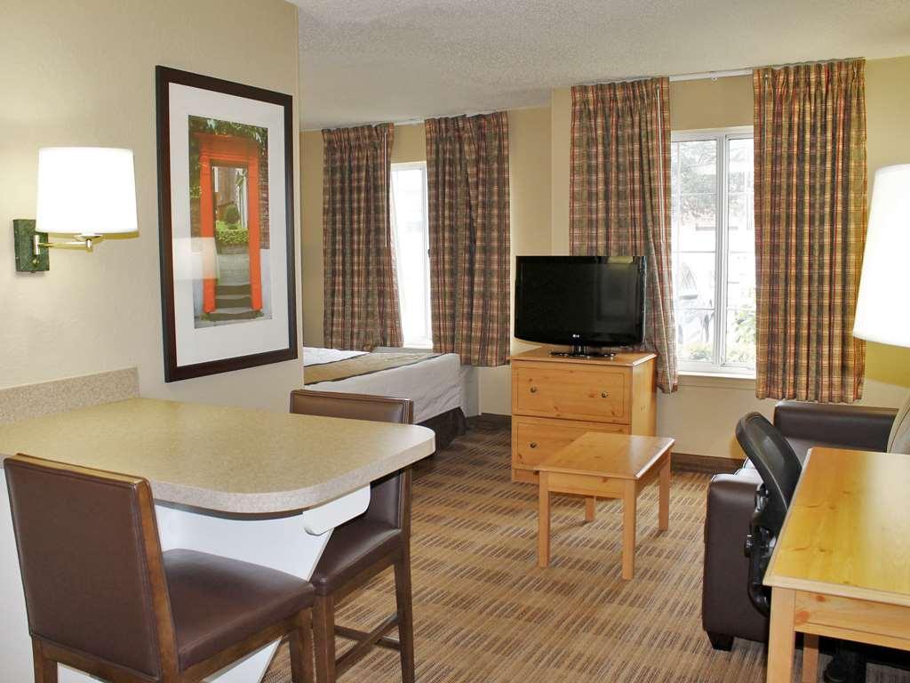 Auburn Hills Extended Stay Inn חדר תמונה