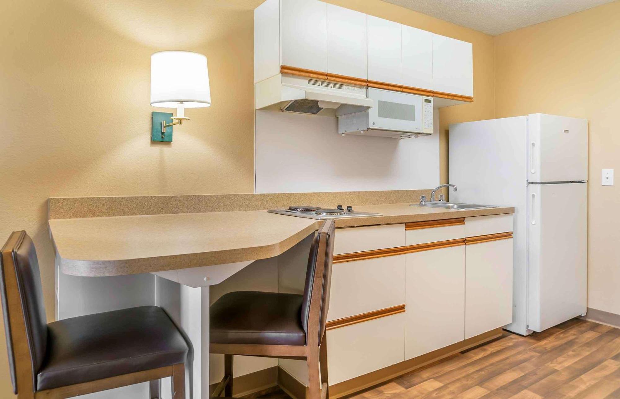 Extended Stay America Suites - Auburn Hills - University Drive מראה חיצוני תמונה