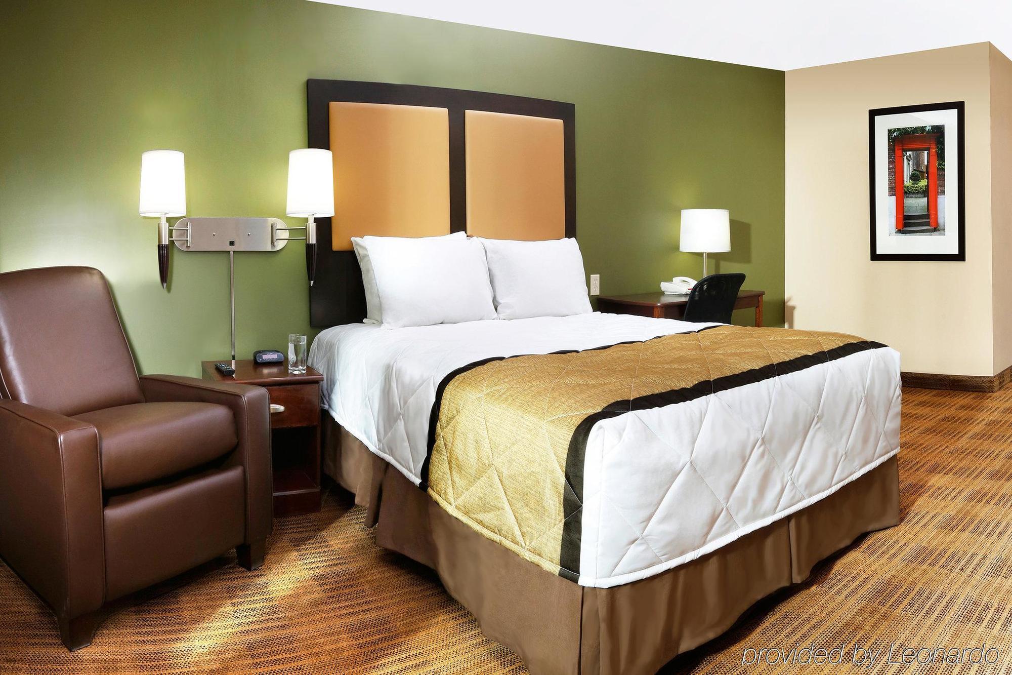 Extended Stay America Suites - Auburn Hills - University Drive מראה חיצוני תמונה